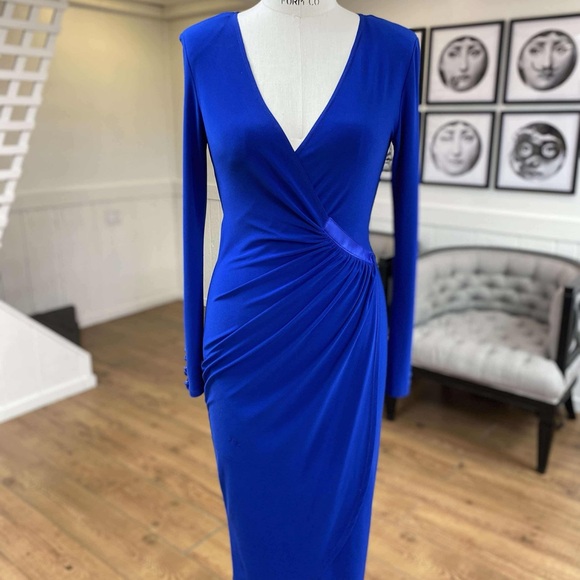 Elegant Blue Long Sleeve Dress - Picture 1 of 8